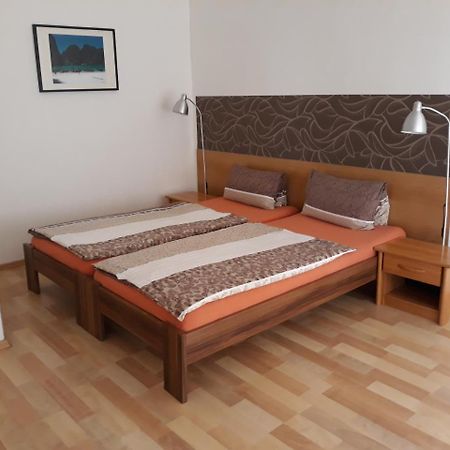 Vv Penzion Бърно Екстериор снимка